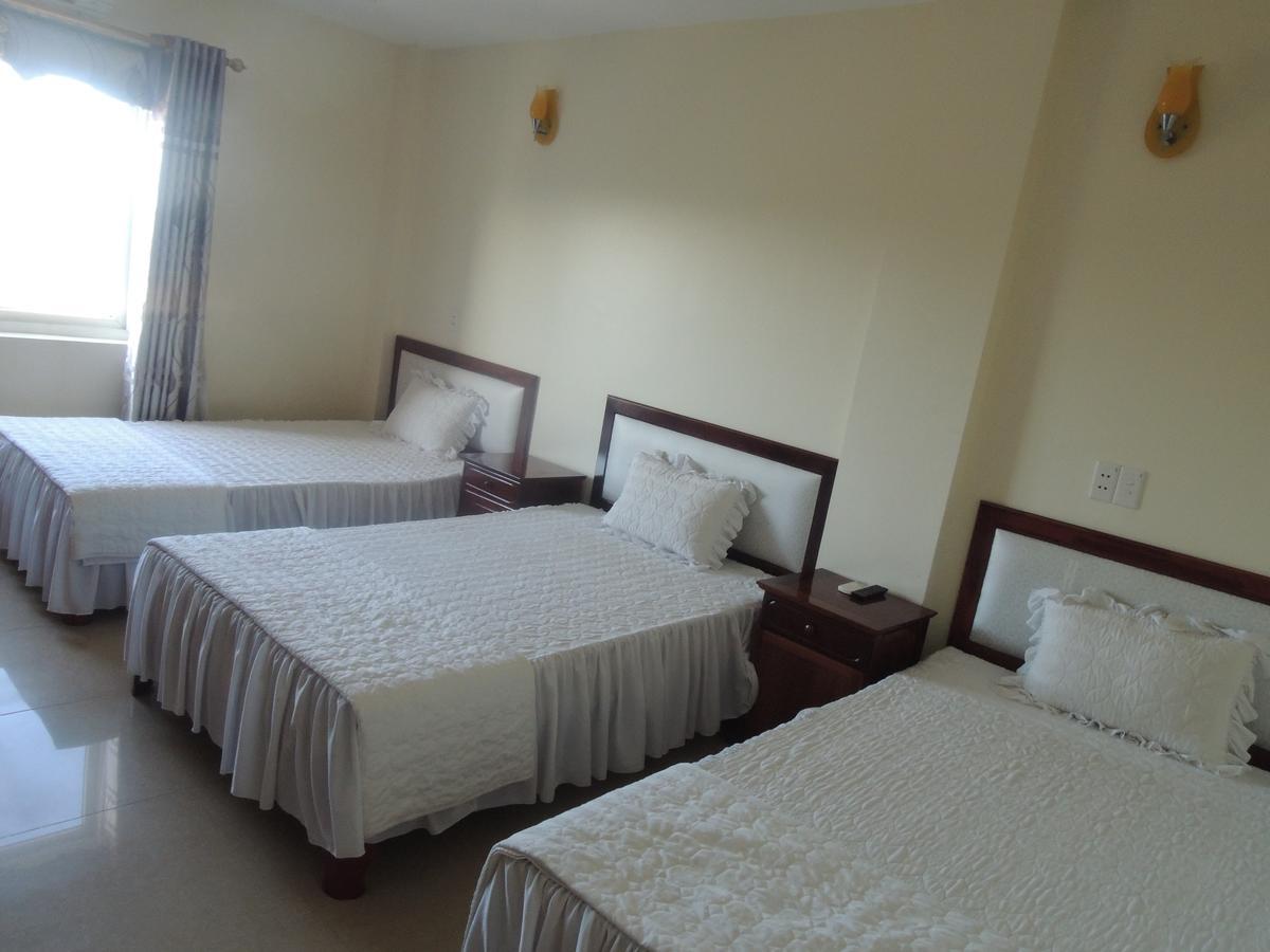 Ngan Ha Hotel Dong Hoi Kültér fotó