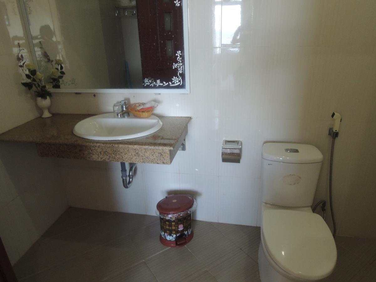 Ngan Ha Hotel Dong Hoi Kültér fotó