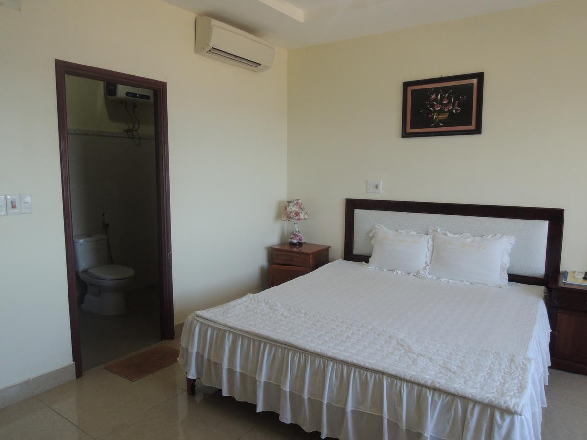 Ngan Ha Hotel Dong Hoi Kültér fotó