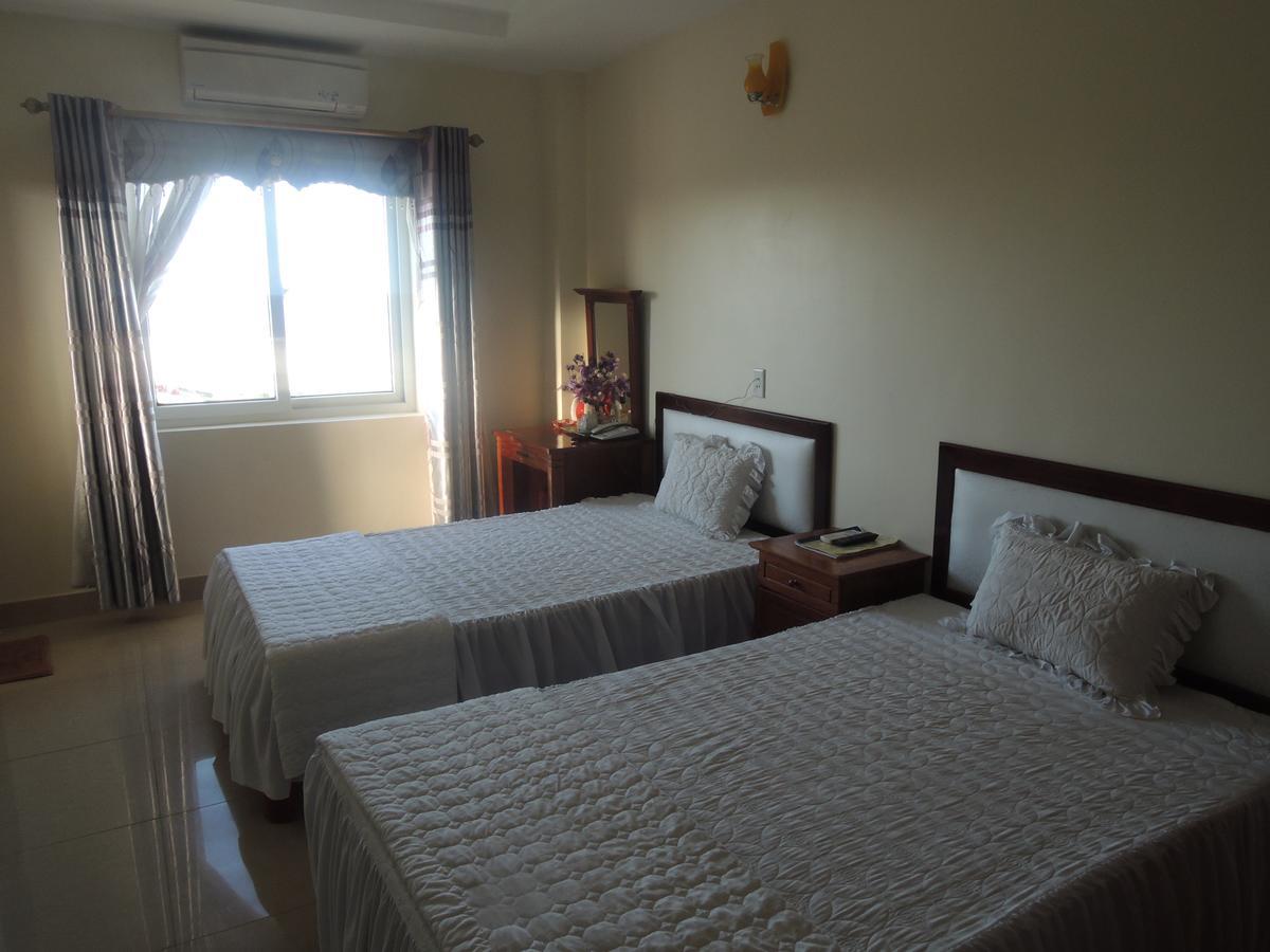 Ngan Ha Hotel Dong Hoi Kültér fotó
