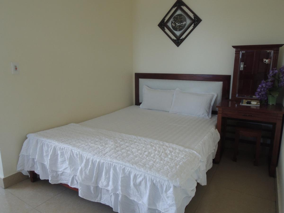 Ngan Ha Hotel Dong Hoi Kültér fotó